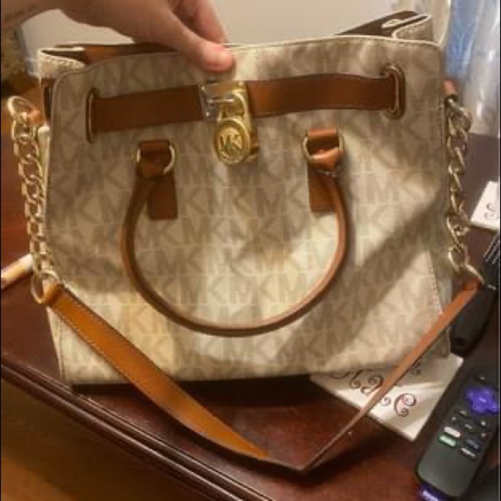 MK purse